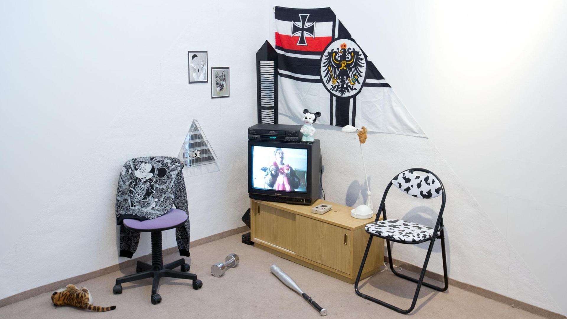 Triangular Stories von Henrike Naumann.