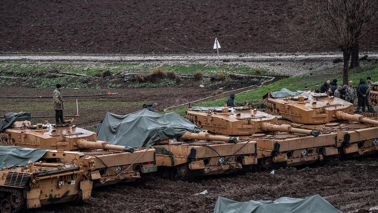 Diese Panzer haben deutsche Firmen an die Türkei verkauft.