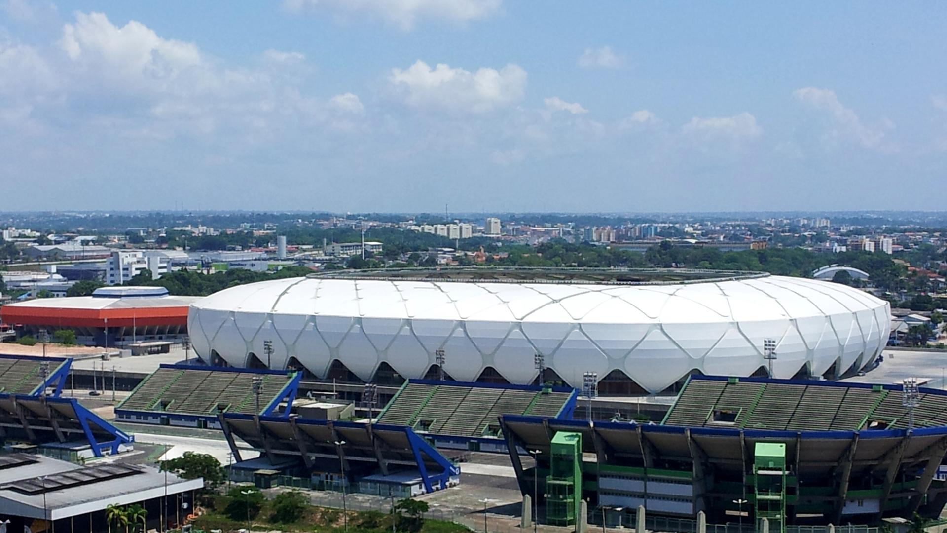Das Fußballstadion von Manaus in der Außenansicht.