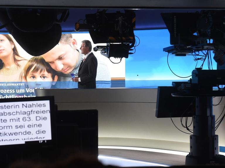 Die ARD-Nachrichtensendung "Tagesschau" im Januar 2014 mit Susanne Holst