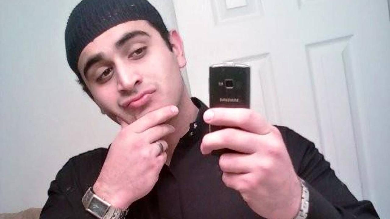 Ein undatiertes Foto des 29-jährigen US-Amerikaners Omar Mateen aus den sozialen Medien. Ein undatiertes Foto des 29-jährigen US-Amerikaners Omar Mateen aus den sozialen Medien.