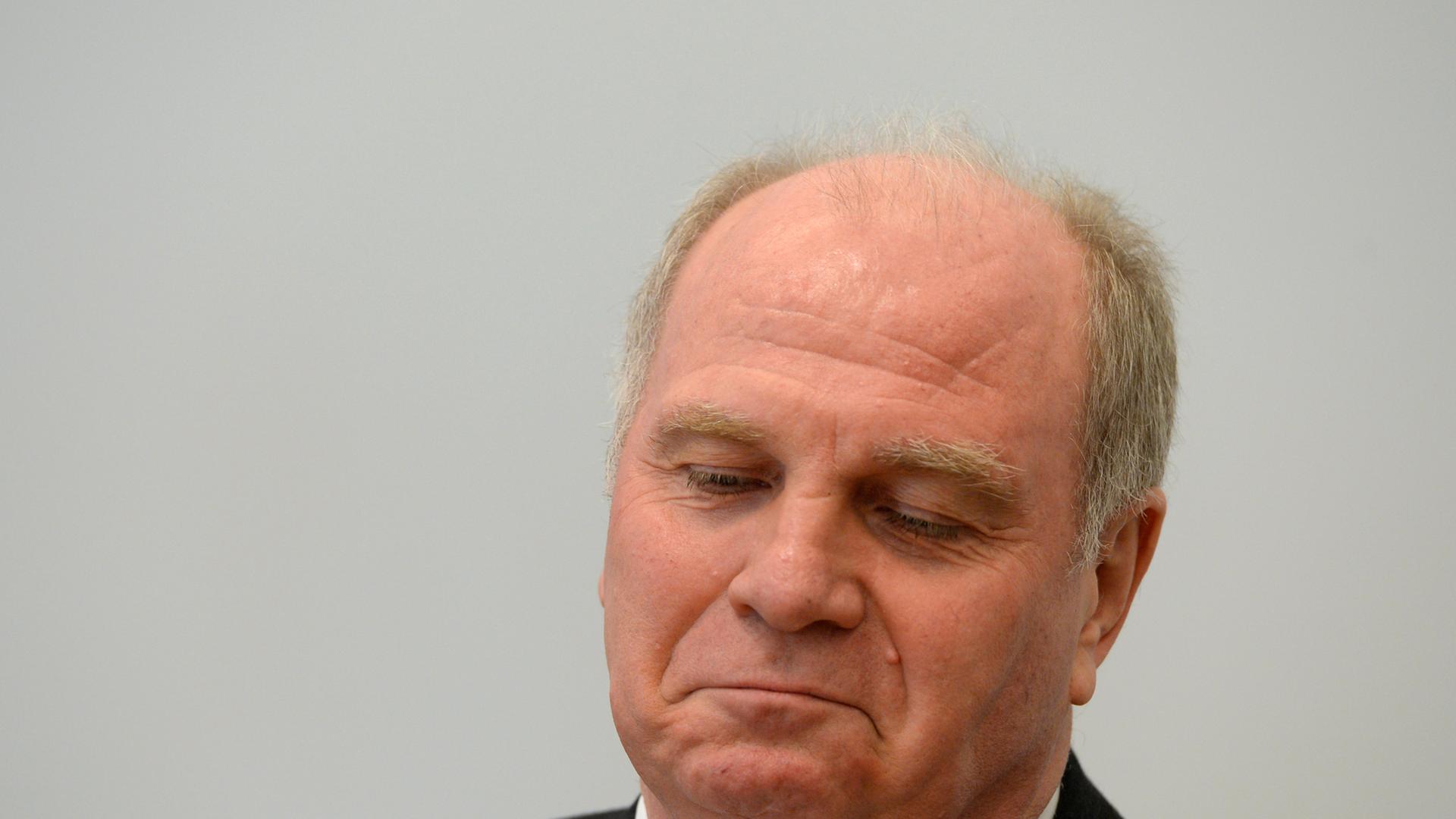 Der frühere Präsident des FC Bayern München Uli Hoeneß am vierten Prozesstag.