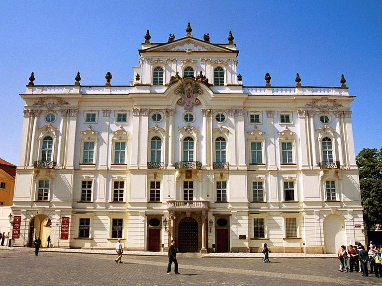 Prager Nationalgalerie am Hradschiner Platz