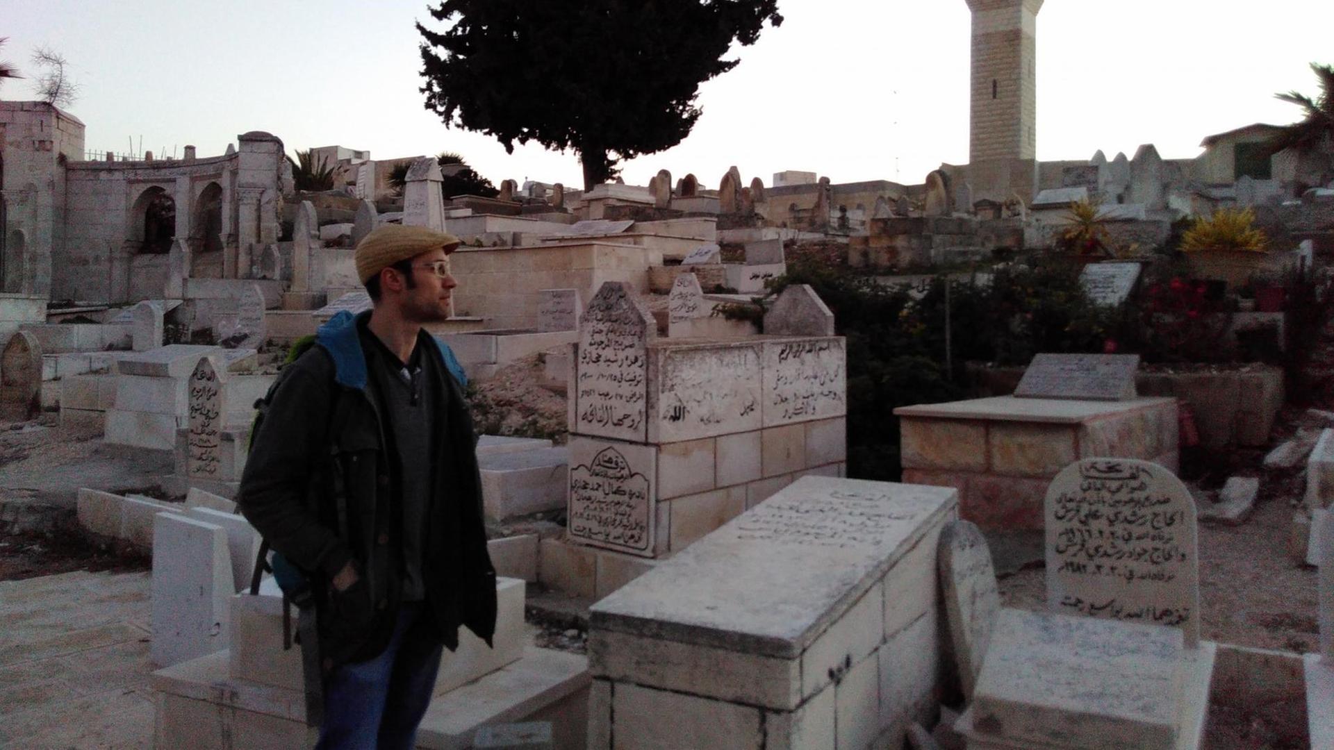 Anton auf dem Ostjerusalemer Friedhof.
