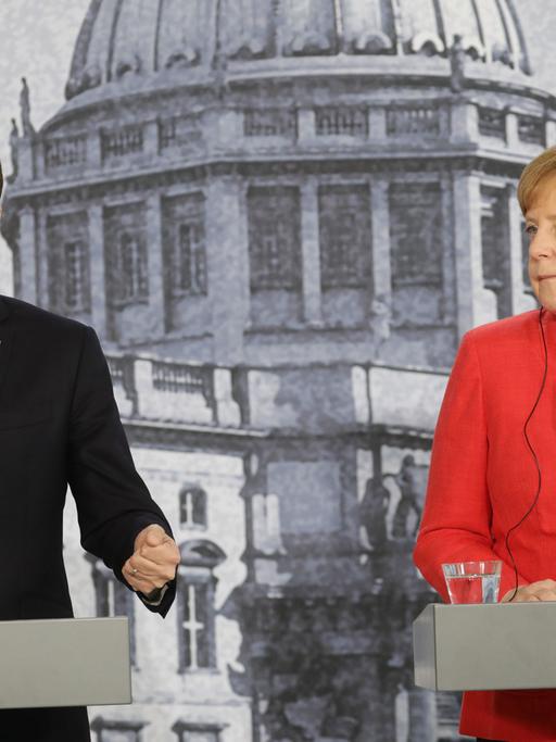 Bundeskanzlerin Angela Merkel (CDU) und der französische Präsident Emmanuel Macron