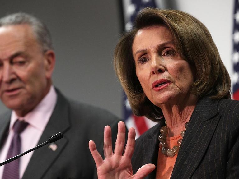 Die Oppositionsführer im US-Senat und Repräsentantenhaus, Chuck Schumer und Nancy Pelosi.