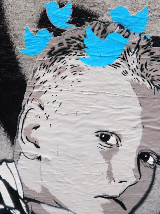 Ihm schwirrt der Kopf vor lauter Twitter-Vögelchen: Ein Bild des Street-Art-Künstlers "Alias", aufgenommen in Berlin-Mitte