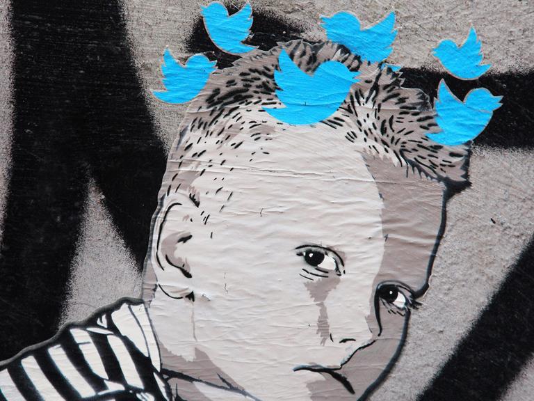 Ihm schwirrt der Kopf vor lauter Twitter-Vögelchen: Ein Bild des Street-Art-Künstlers "Alias", aufgenommen in Berlin-Mitte
