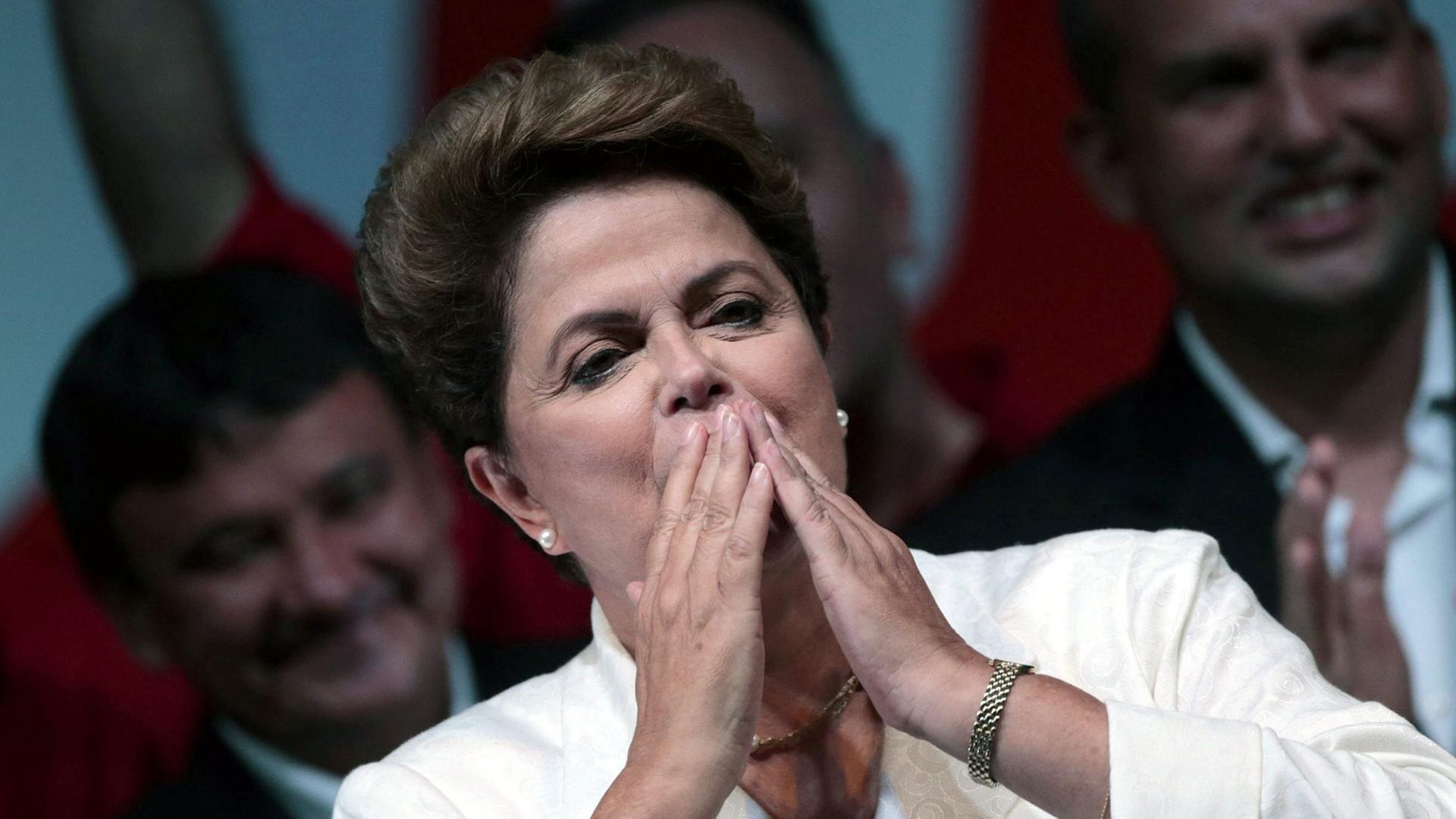 Dilma Rousseff jubelt.