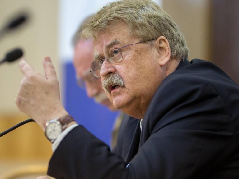 Der Europa-Abgeordnete Elmar Brok während einer Tagung zum Thema Europa in Tutzing