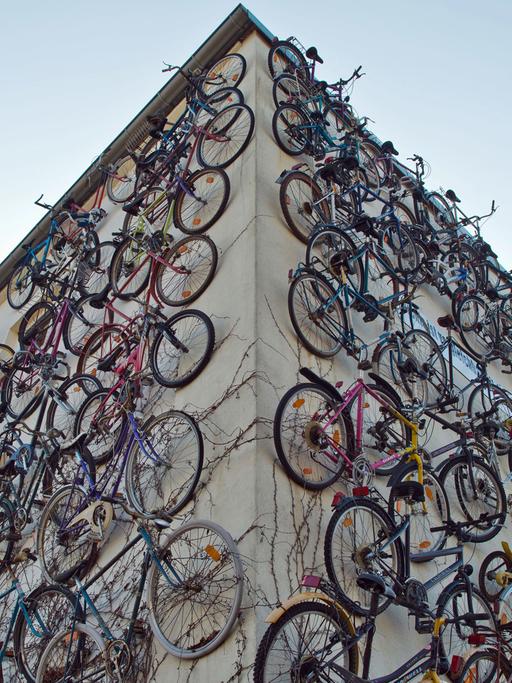 Jährlich werden fast vier Millionen Fahrräder in Deutschland gekauft. 