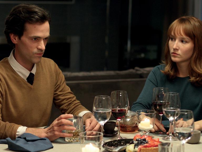 David (Romain Duris) und Claire (Anais Demoustier) in einer Szene des Films "Eine neue Freundin" von Francois Ozon.