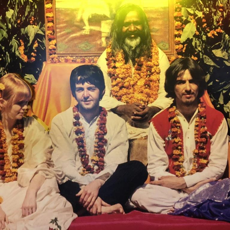 Im indischen Ashram traf der kanadische Filmemacher Paul Saltzman zufällig die Beatles - und machte viele Fotos von ihnen.