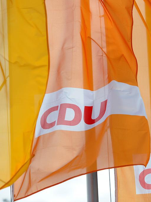 Fahnen im Wind: Ist die CDU noch Heimat des Bürgertums?