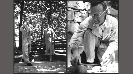 Hermann Hesse beim Bocciaspiel in Montagnola im Tessin mit Ninon Hesse, um 1935