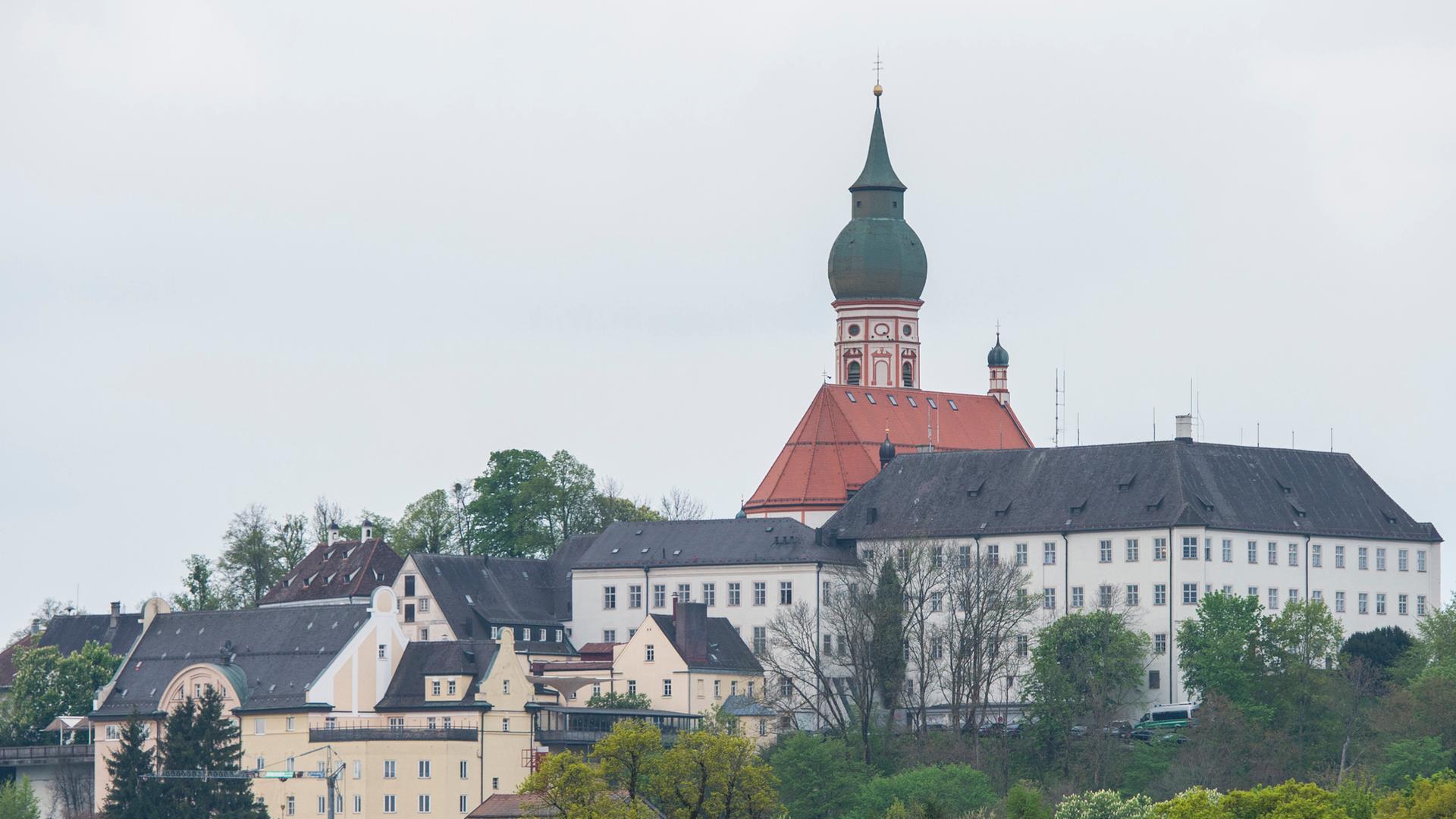Die Klosterkirche Andechs in Bayern Die Klosterkirche Andechs in Bayern