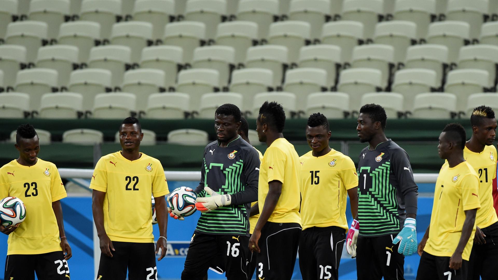 Ghanas Fußballnationalmannschaft beim Training im Stadion von Fortaleza/ Brasilien. Ghanas Fußballnationalmannschaft beim Training im Stadion von Fortaleza/ Brasilien.