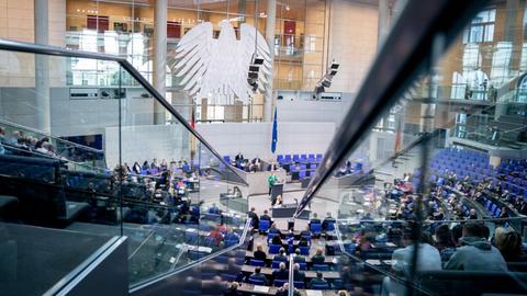 Blick in den Plenarsaal des Deutschen Bundestags.
