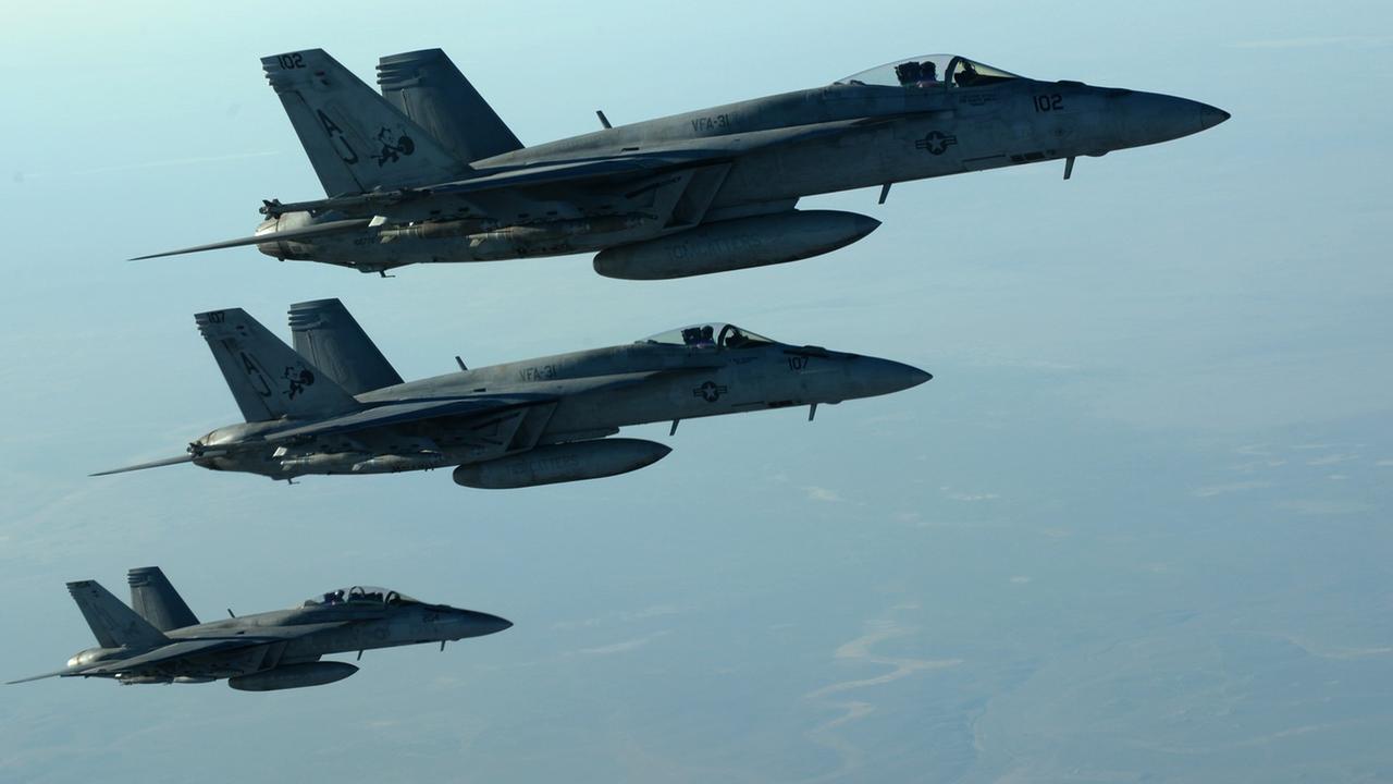 F-18E Super Hornet kommen bei Luftangriffen gegen IS zum Einsatz