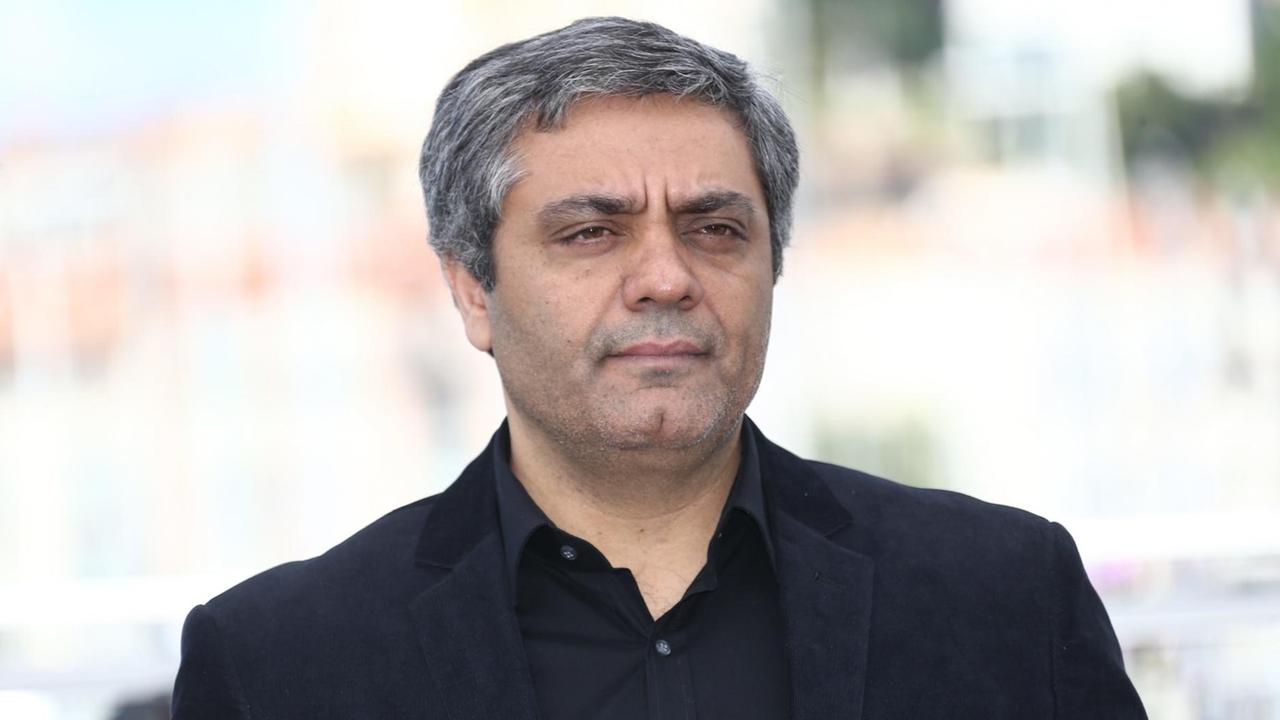 Mohammad Rasoulof blickt nach vorn bei einem Photocall in Cannes 2017.