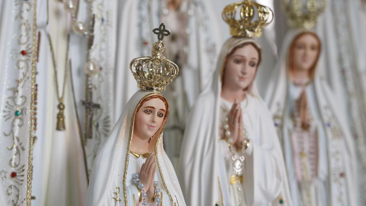 Jungfrau Maria Figuren in Portugal.