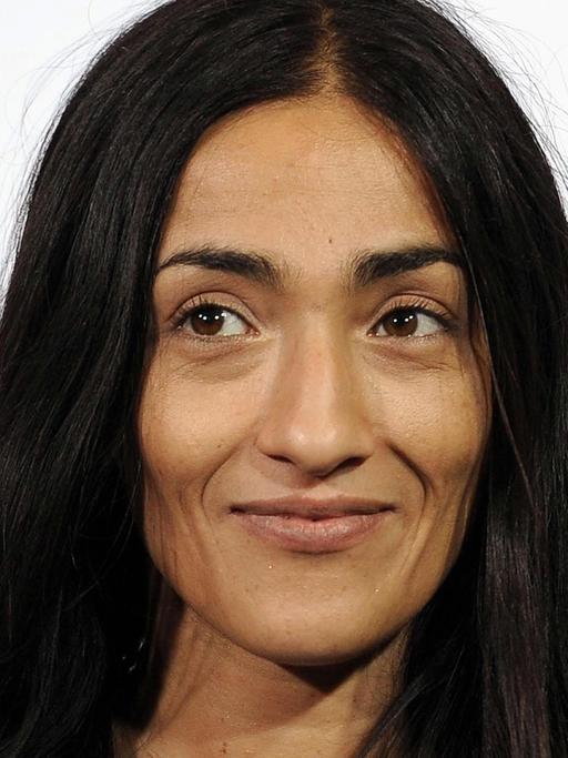 Die französisch-marokkanische Musikerin und Schauspielerin Hindi Zahra, aufgenommen 2014 beim Filmfest Hamburg.