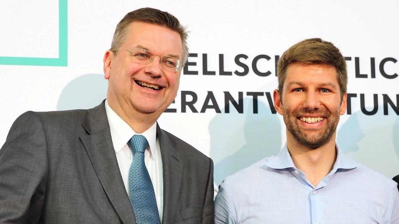 Vorstellung des DFB-Botschafters für Vielfalt (Diversity): DFB-Präsident Reinhard Grindel und Thomas Hitzlsperger sowie Eugen Gehlenborg Vizepräsident Sozial-/Gesellschaftspolitik 