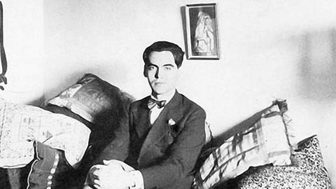 Ein Foto des Schriftstellers Federico García Lorca.