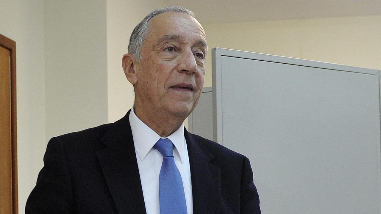 Der portugiesische Präsidentschaftskandidat Marcelo Rebelo de Sousa will seine Stimme abgeben. Der portugiesische Präsidentschaftskandidat Marcelo Rebelo de Sousa will seine Stimme abgeben.