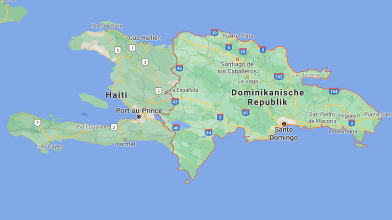 Der Kartenausschnitt zeigt die Dominikanische Republik und Haiti.