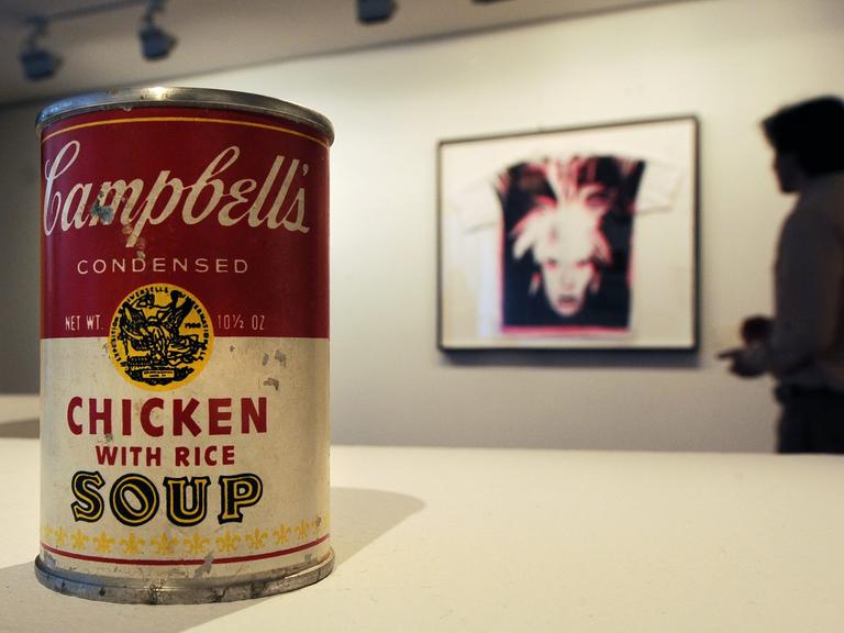Warhols Werk "Campbell's Chicken with Rice Soup" von 1964.