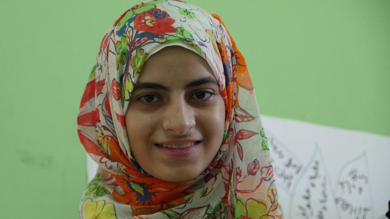 Yarah (16) aus dem Kairoer Stadtteil Ezbat Khairalla
