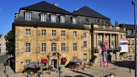 Die Schaufront des Markgräflichen Opernhauses in der oberfränkischen Stadt Bayreuth