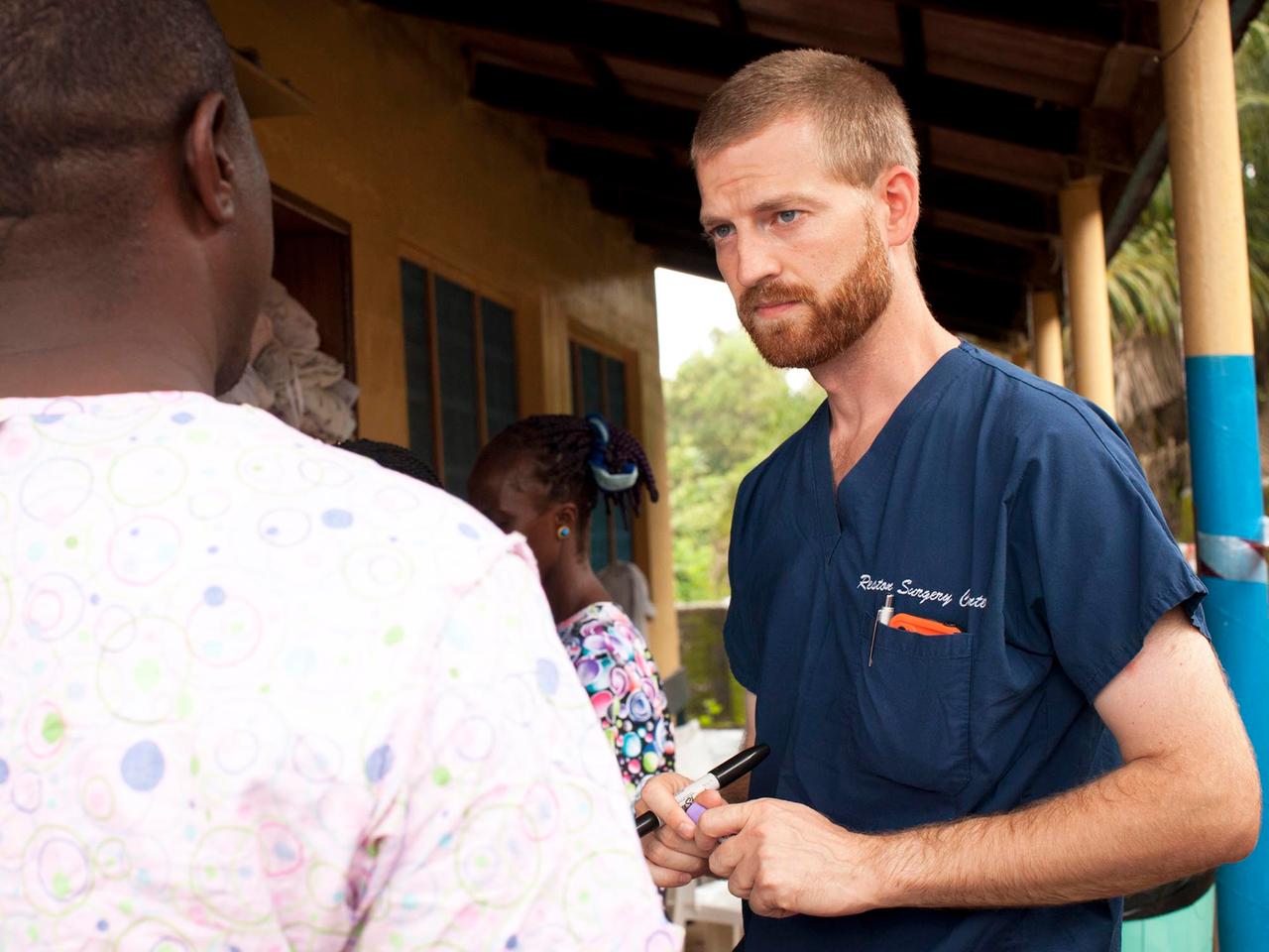 US-Arzt Kent Brantly infizierte sich in Liberia mit dem lebensgefährlichen Ebola-Virus und wird nun in der Universitätsklinik Emory betreut.