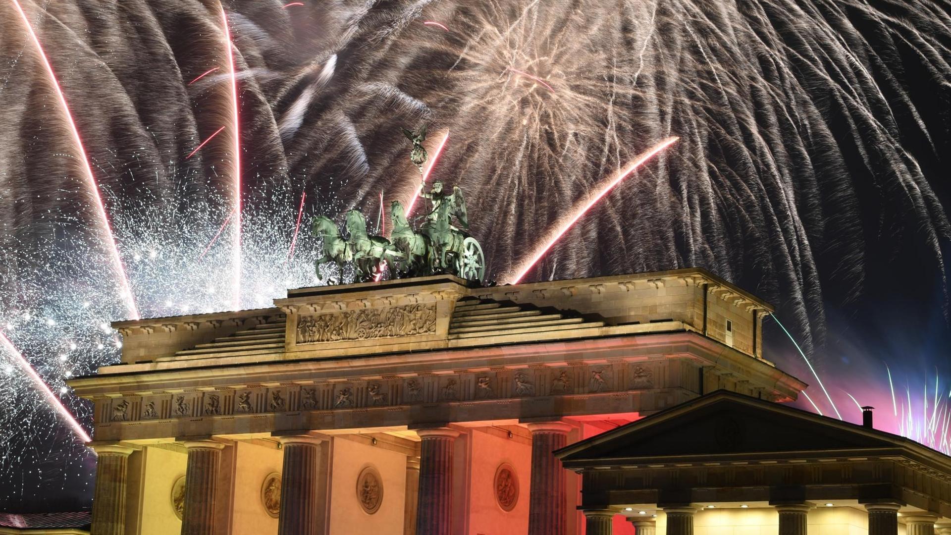 Feuerwerk am Brandenburger Tor