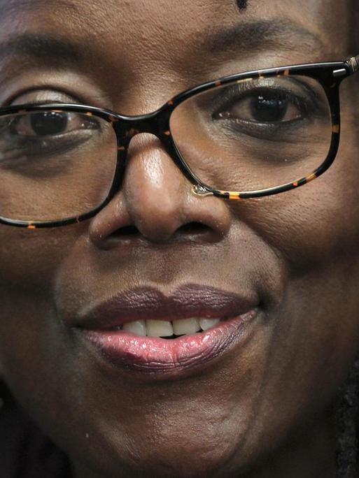 Die simbabwische Schriftstellerin Tsitsi Dangarembga.
