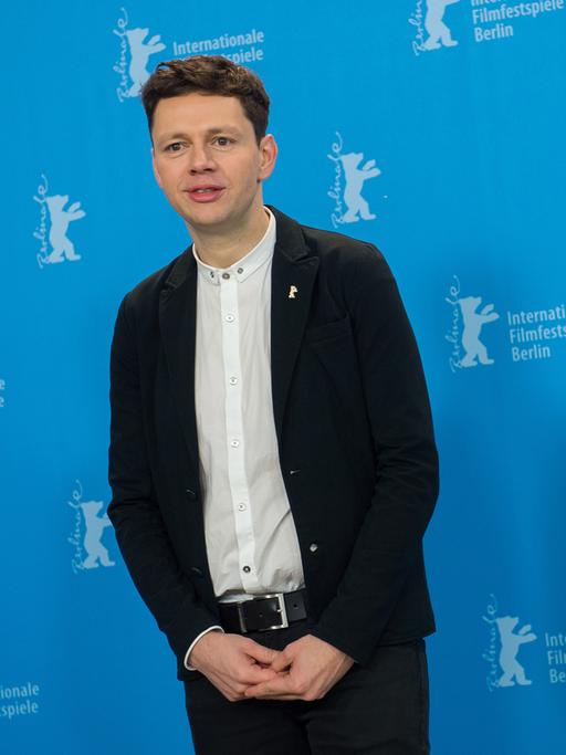 Der Schauspieler Christian Friedel posiert am 12.02.2015 in Berlin während der 65. Internationalen Filmfestspiele beim Fototermin für "Elser" (13 Minutes). Der Film läuft im Wettbewerb der Festspiele.