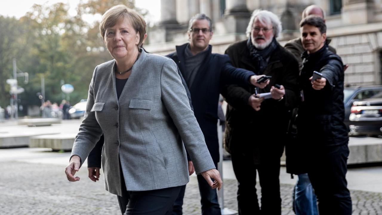 Das Bild zeigt Bundes-Kanzlerin Angela Merkel.