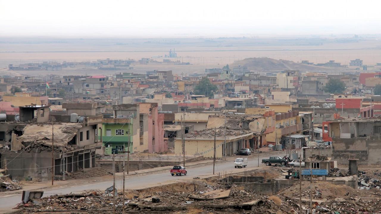 Die nach der Befreiung vom IS verlassene irakische Stadt Sindschar, aufgenommen am 15.12.2016.