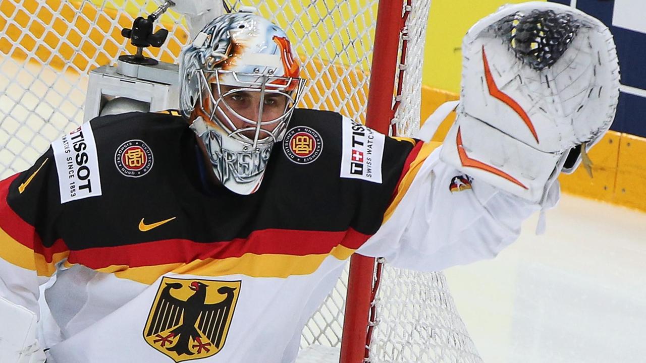 Torhüter Thomas Greiss ist im WM-Viertelfinale Torhüter Thomas Greiss ist im WM-Viertelfinale