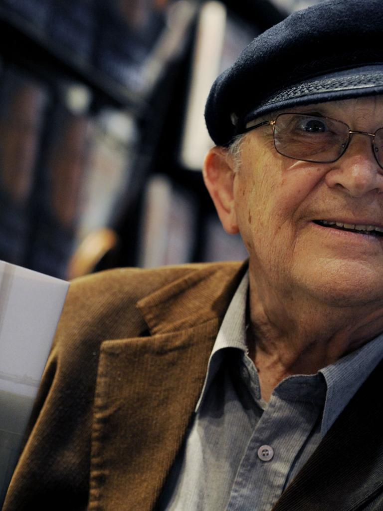 Aharon Appelfeld auf der 60. Frankfurter Buchmesse (Oktober 2008).