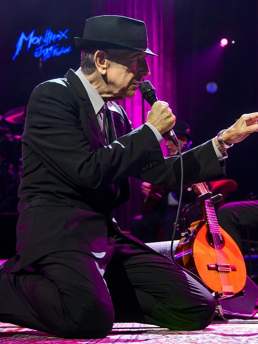 Leonard Cohen bei einem Auftritt im Sommer 2013.