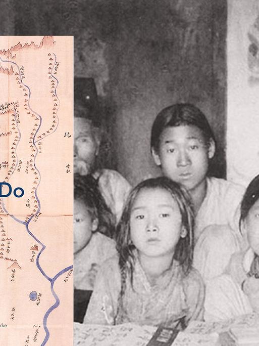 Im Vordergrund ist das Buchcover "Buk Gan Do". Das Bild im Hintergrund zeigt, eine historische Aufnahme von Schulmädchen in einem Klassenzimmer in der Mandschurai.
