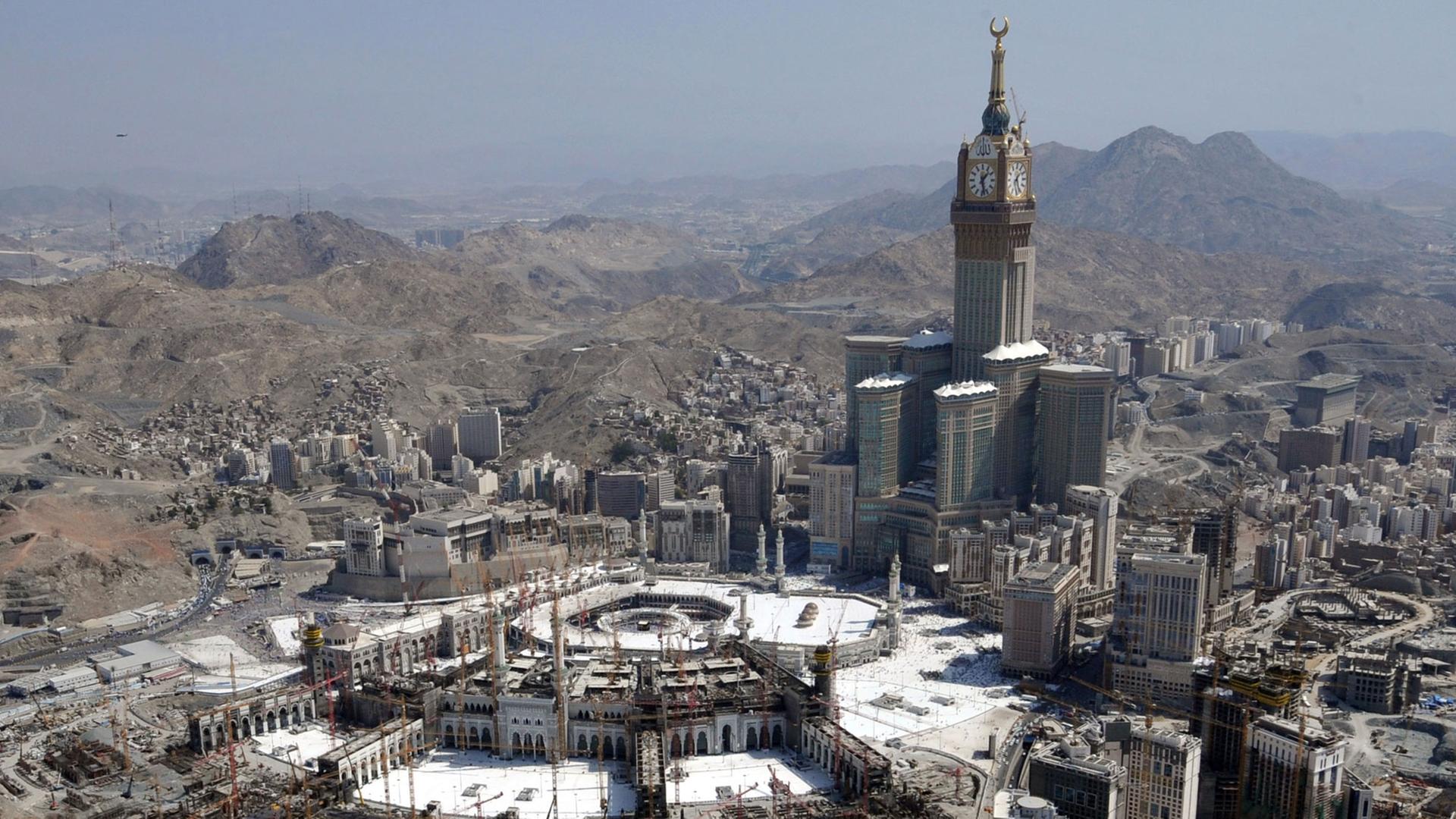 Das Stadtpanorama der heutigen Millionenstadt Mekka