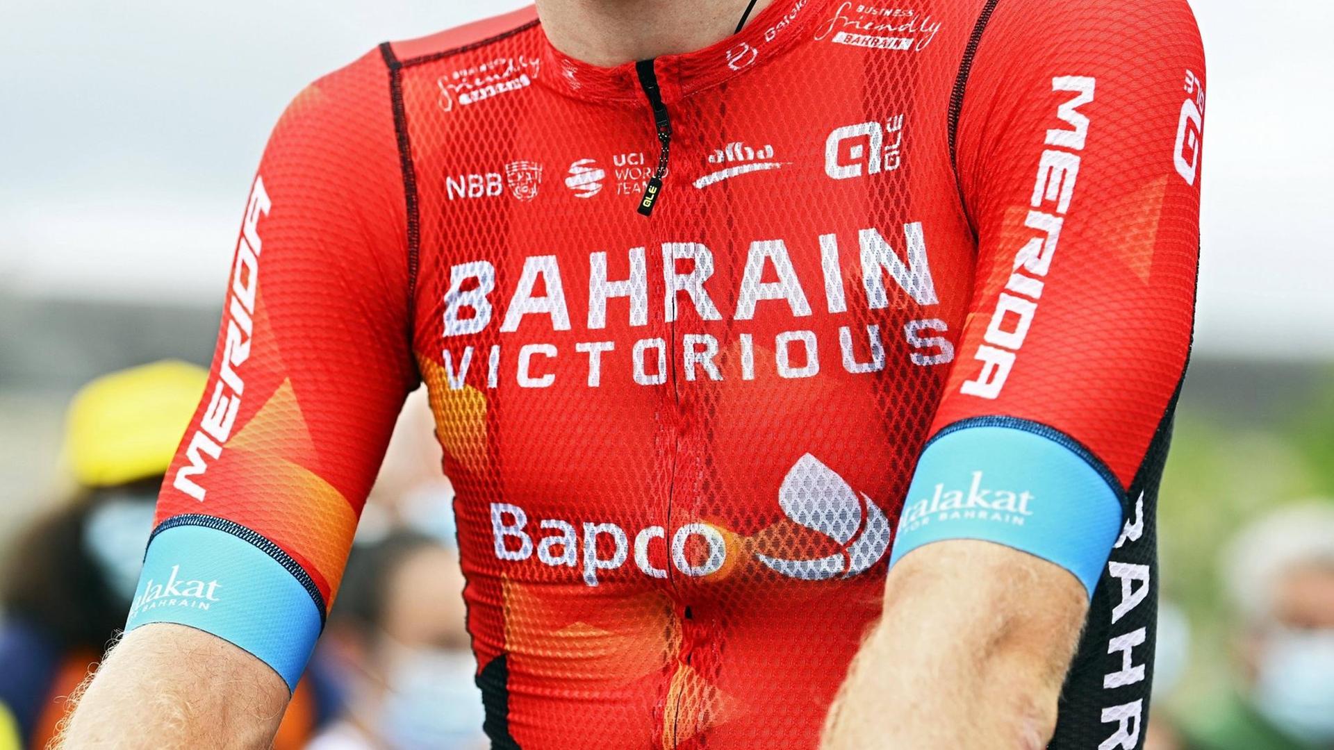 LUZ ARDIDEN, FRANCE - JULY 15 : BAHRAIN VICTORIOUS shirt during stage 18 of the 108th edition of the 2021 Tour de France cycling race, a stage of 129,7 kms between Pau and Luz Ardiden. on July 15, 2021 in Luz Ardiden, France, 15/07/2021 CYCLISME : 108e edition Tour de France 2021 - Etape 18 - Pau a Luz Ardiden - 15/07/2021 PhotoNews/Panoramic PUBLICATIONxINxGERxSUIxAUTxHUNxONLY