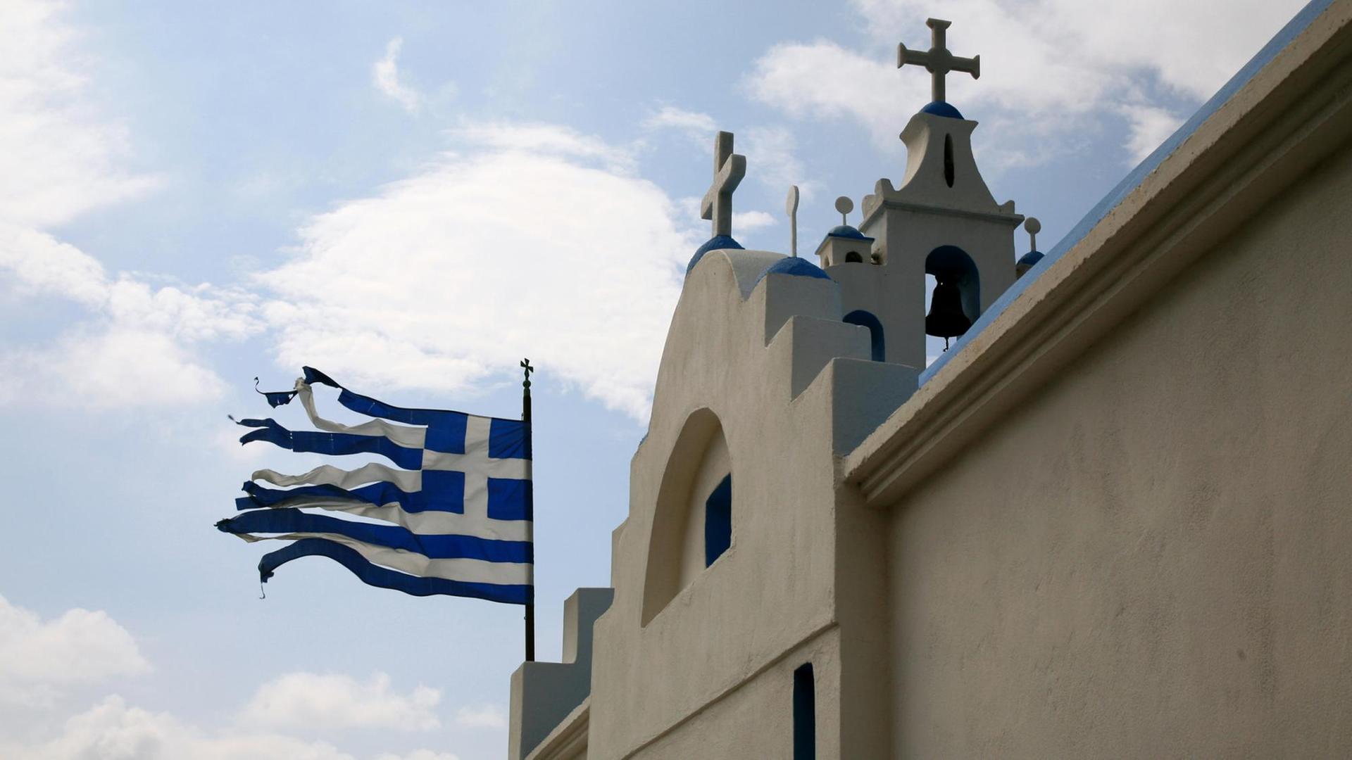 Die Griechische Fahne im Wind