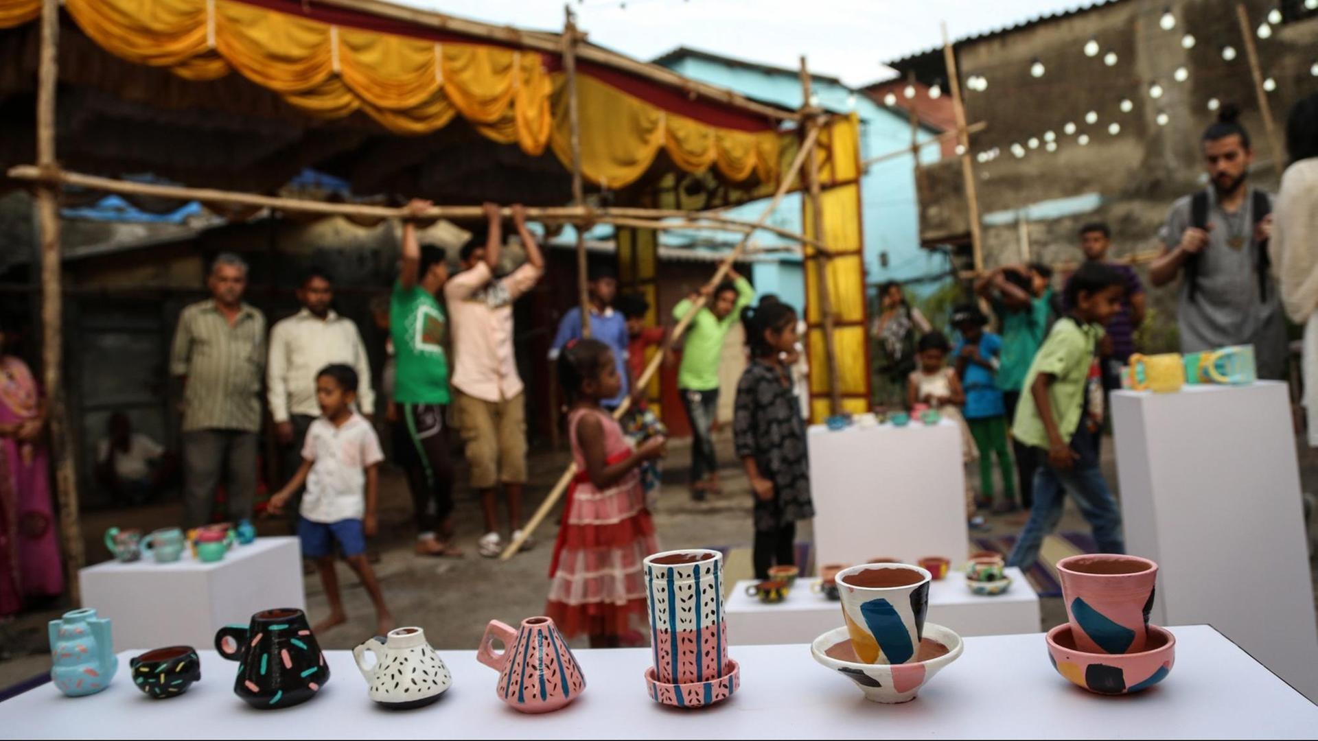 Ein Blick auf das Design Museum im Slum von Dharavi in Mumbai.