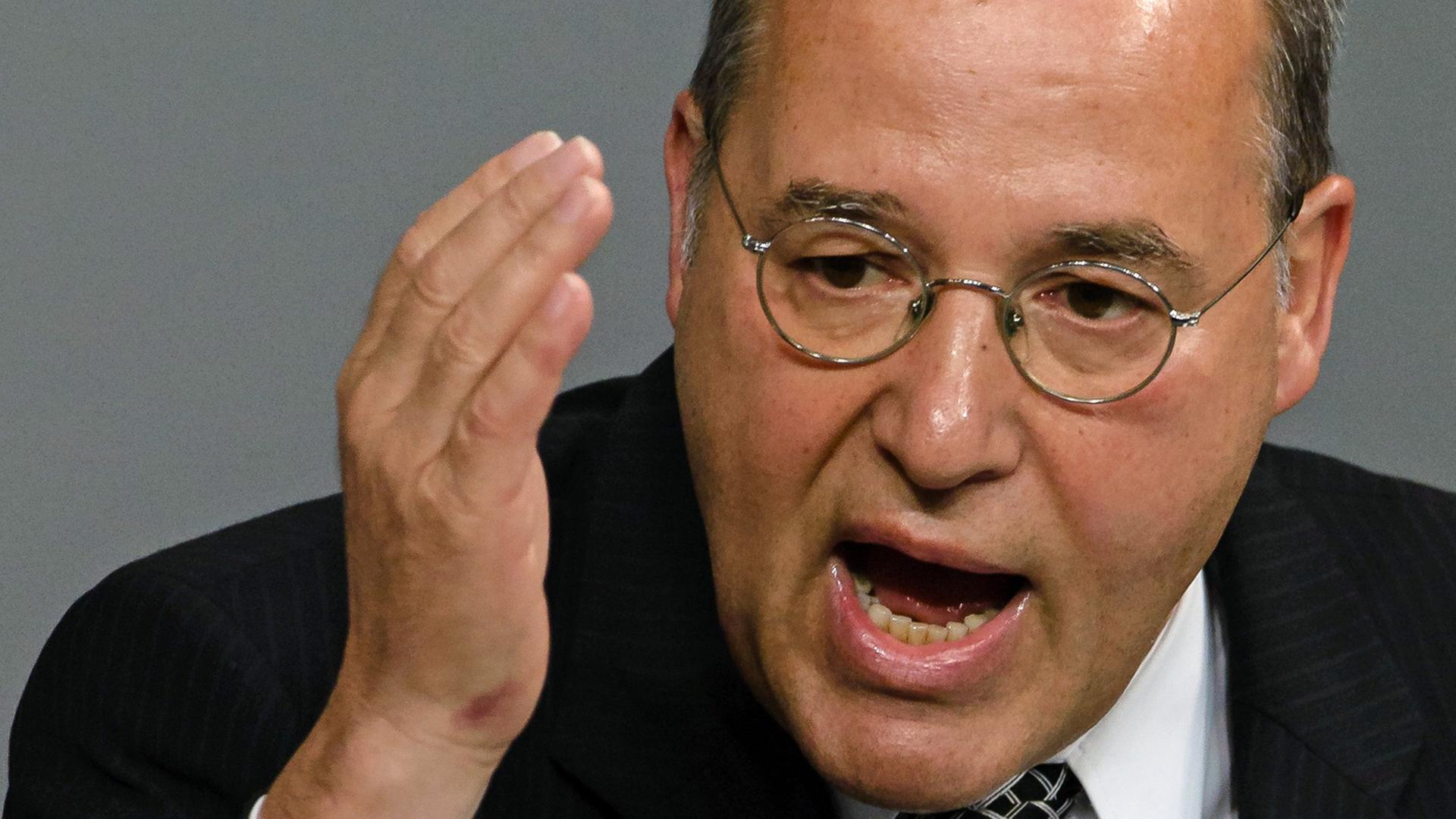 Gregor Gysis Akte beim Verfassungsschutz muss gelöscht werden