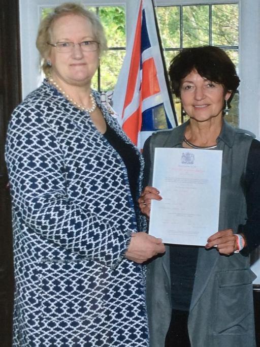 Britischer Farbwechsel - Was der Reisepass über ein Land verrät