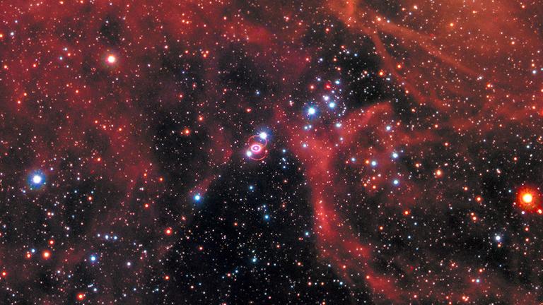 Die Supernova 1987A 30 Jahre nach der Explosion.